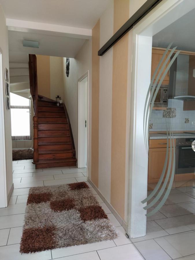 Ferienhaus Treis Neef Екстер'єр фото