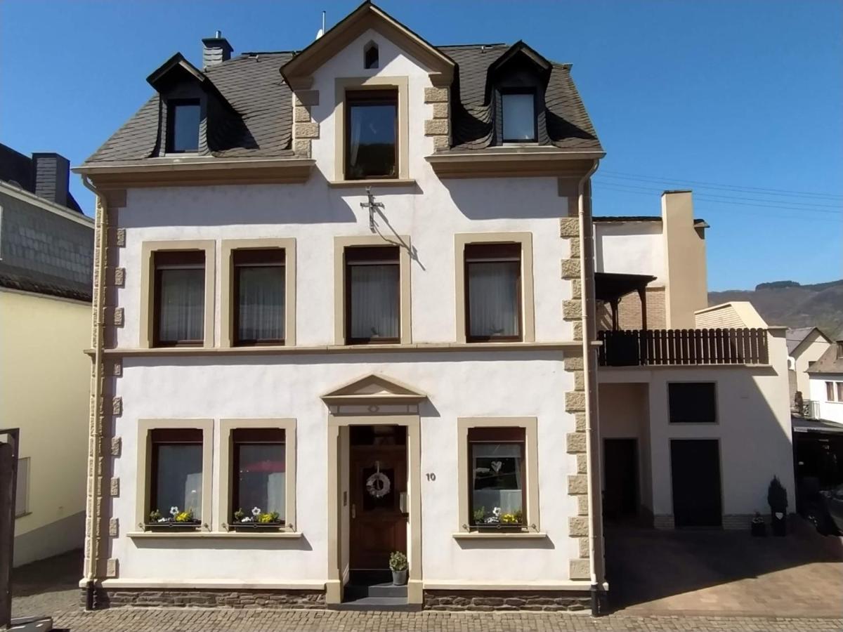 Ferienhaus Treis Neef Екстер'єр фото