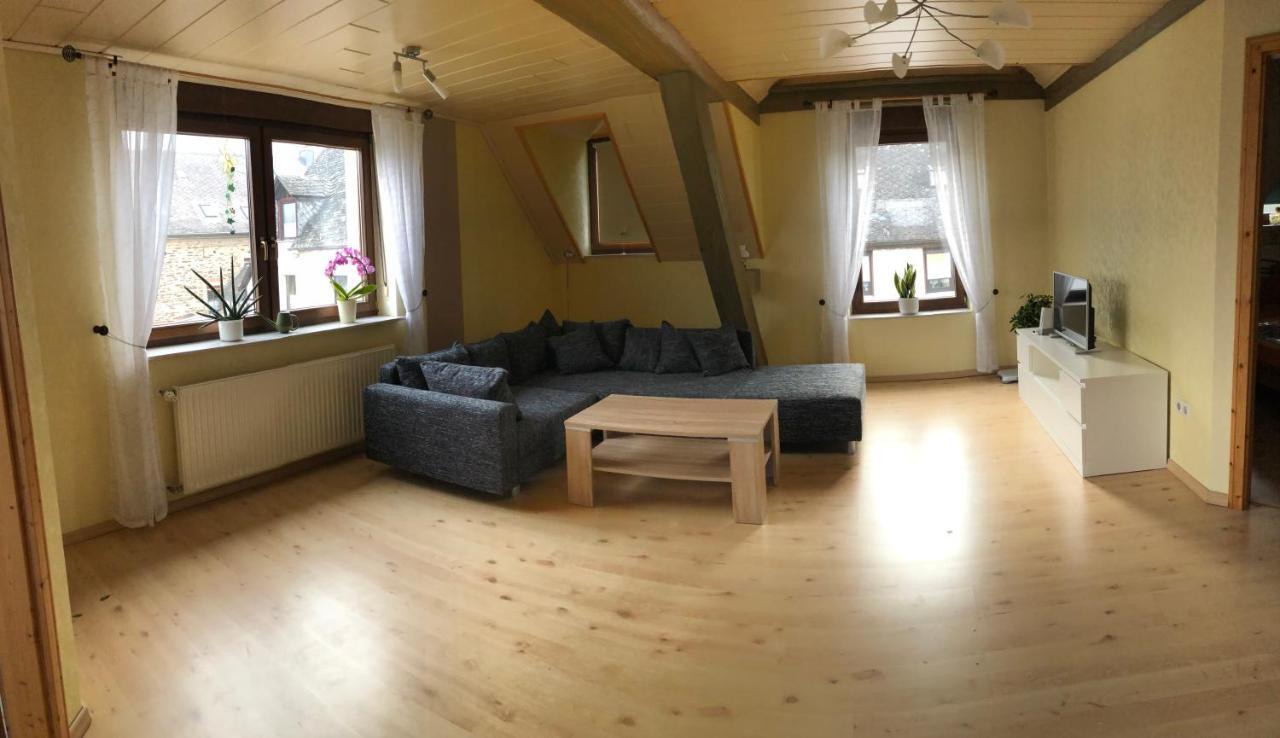 Ferienhaus Treis Neef Екстер'єр фото